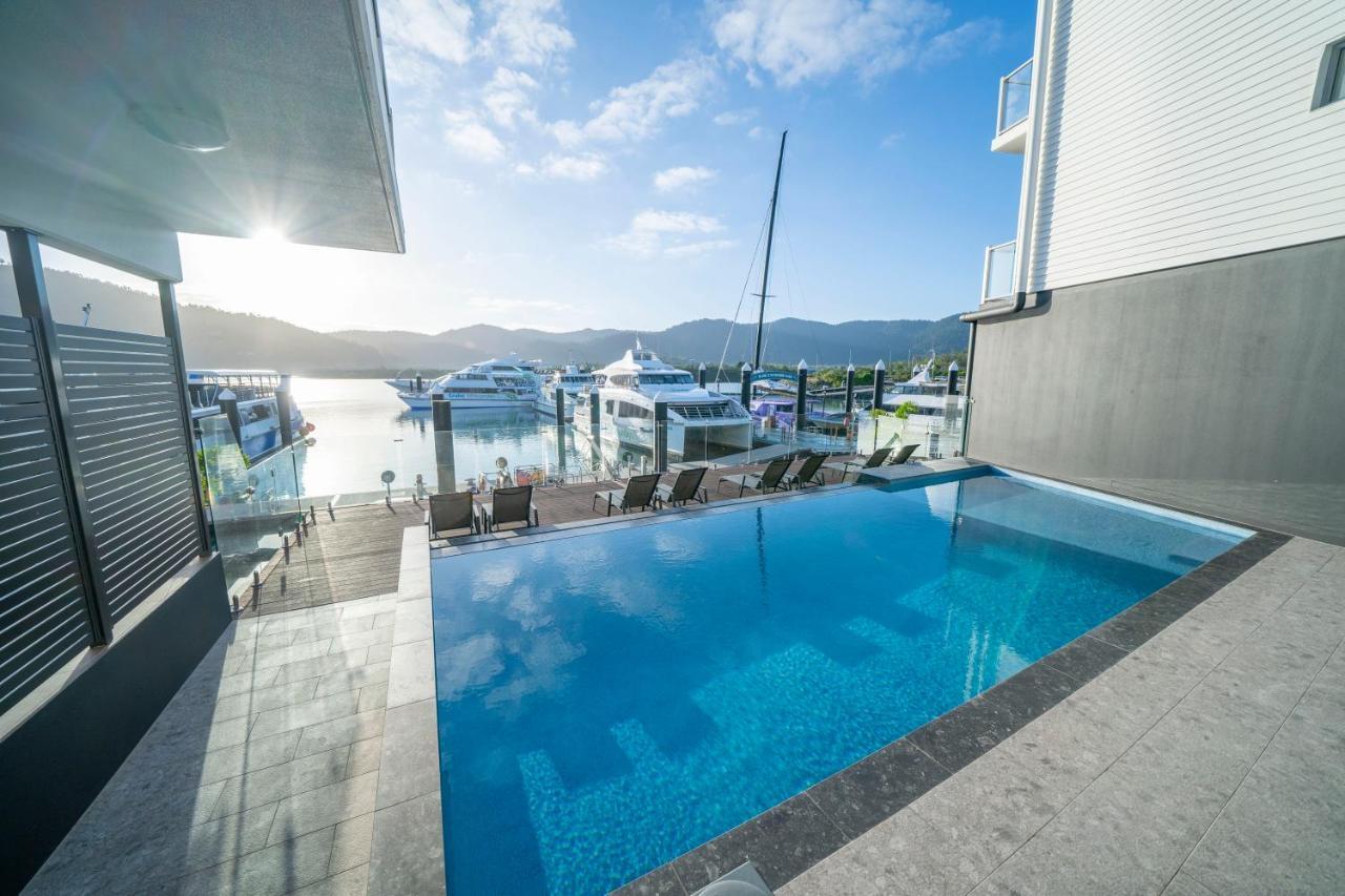 Harbour Cove Hotel Airlie Beach Exterior foto