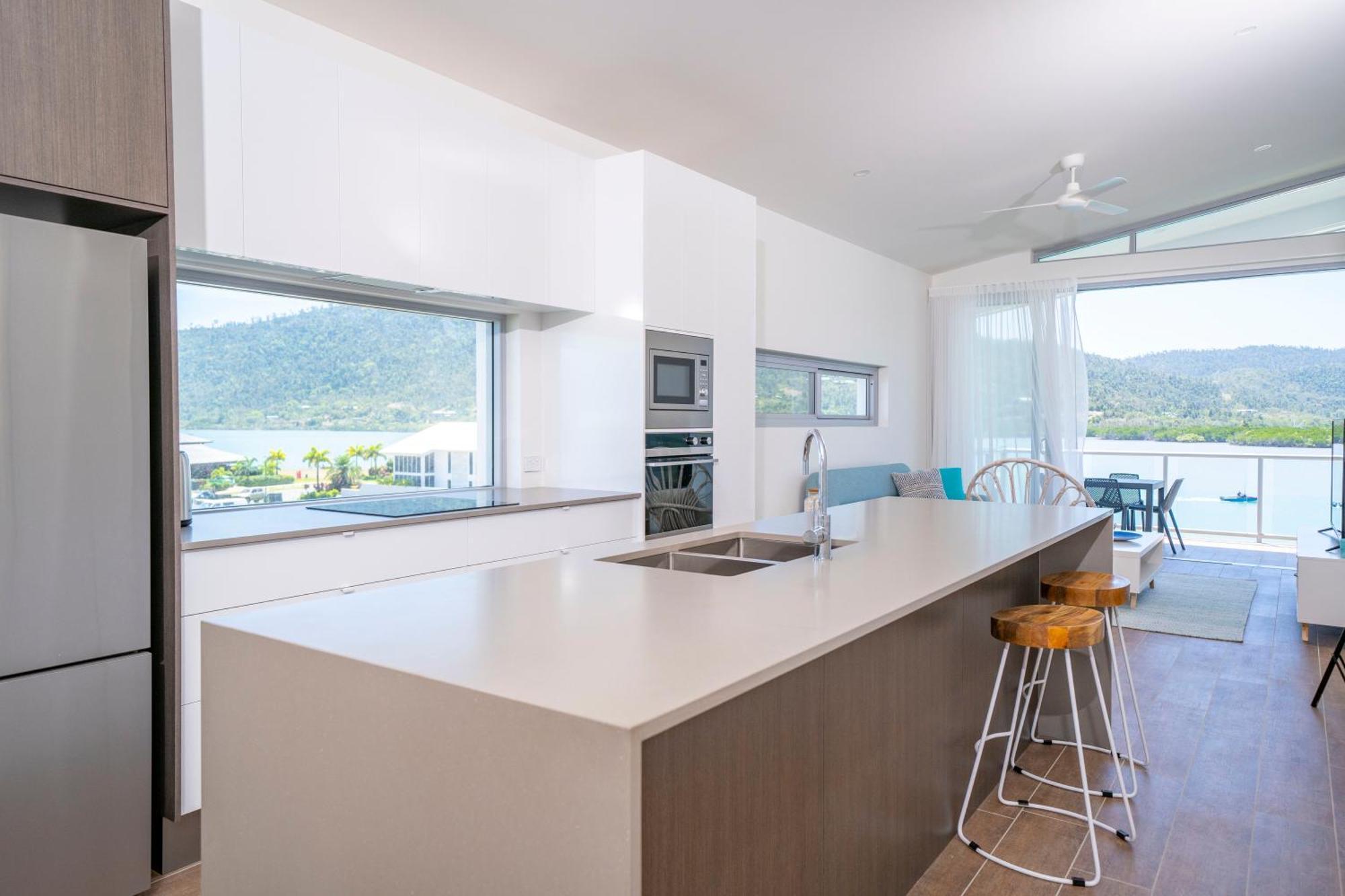 Harbour Cove Hotel Airlie Beach Exterior foto